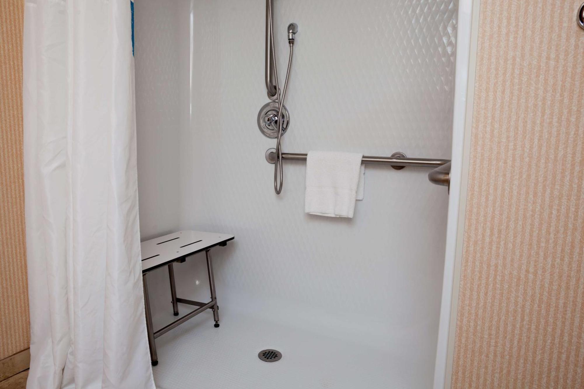 Hampton Inn Oneonta Esterno foto