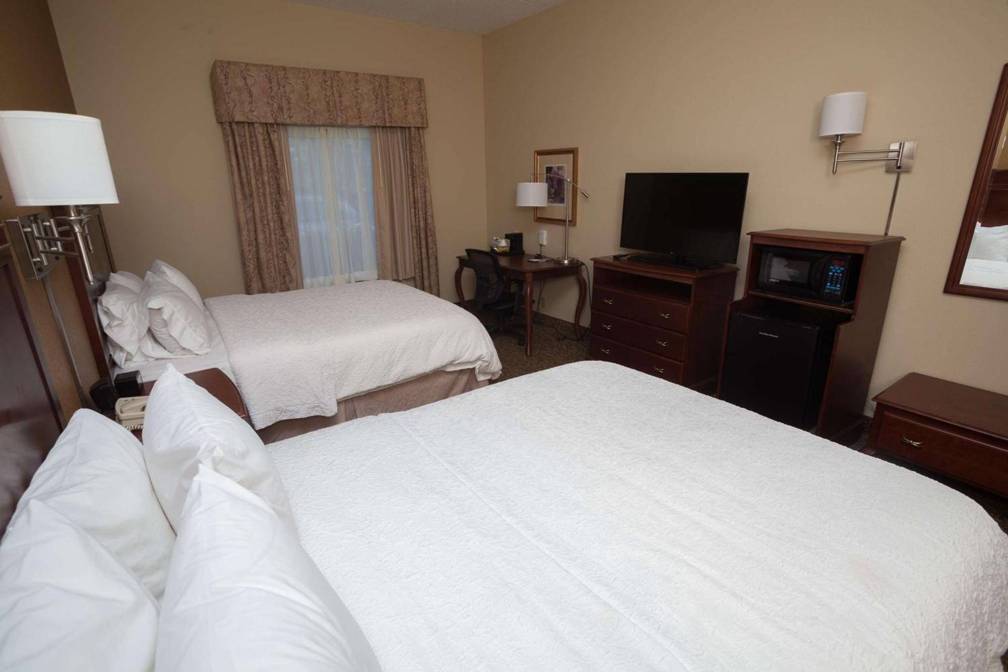 Hampton Inn Oneonta Esterno foto
